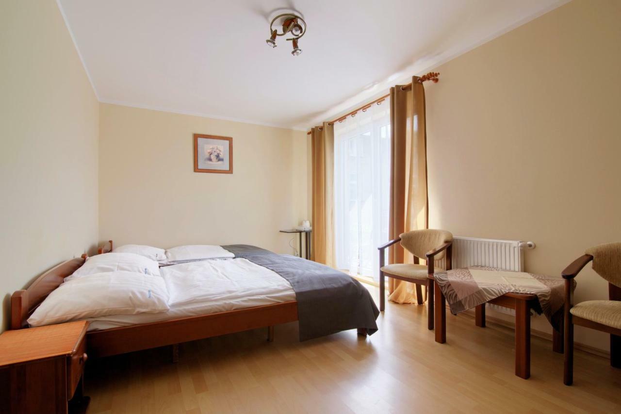 Hôtel Nawigator à Miedzyzdroje Extérieur photo